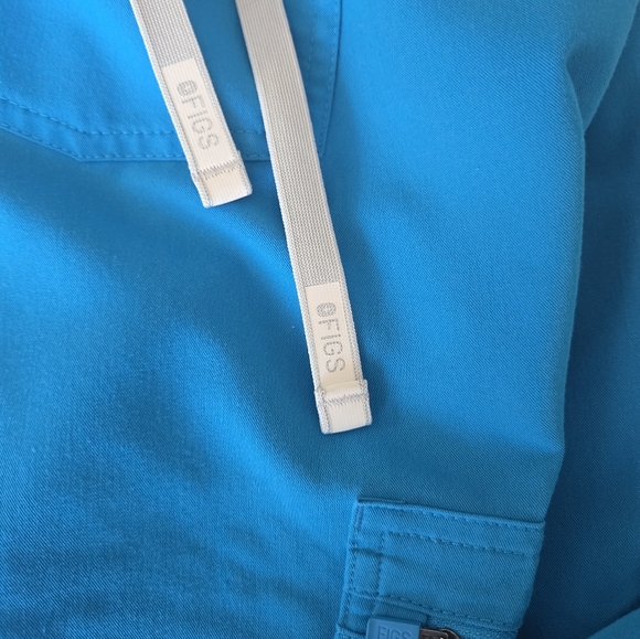 Figs Scrub Set - Picture 4 of 8